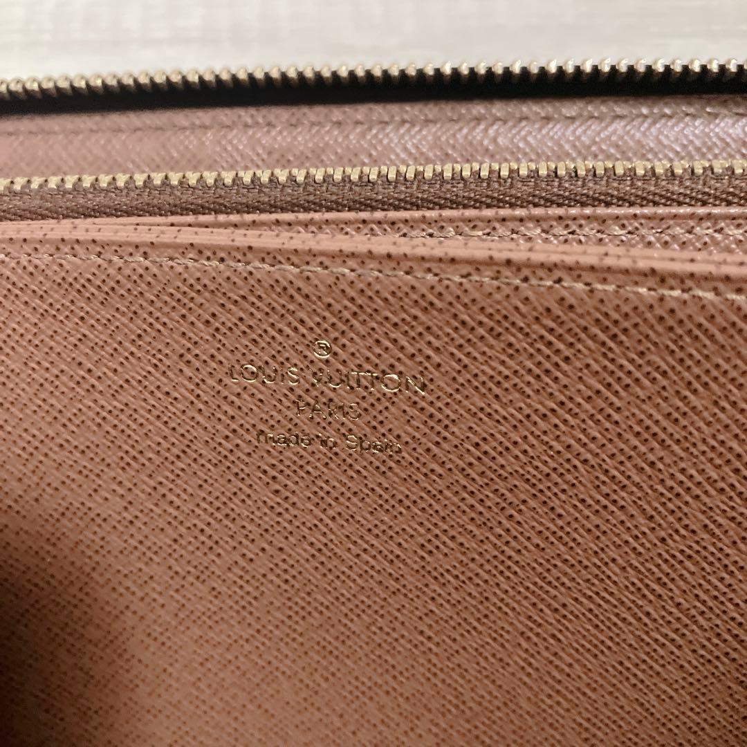 ルイヴィトン 長財布 ジッピーウォレット 新型モデル