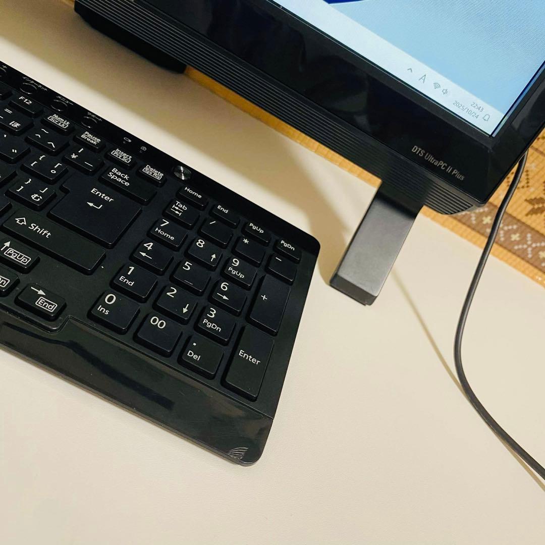 Y878 富士通デスクトップ i7メモリ8G高速SSDサクサクWindows11