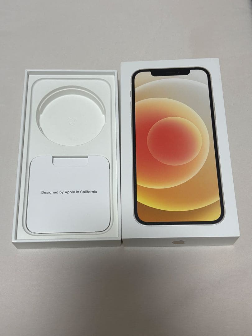 Apple iPhone 12 スターライト　本体