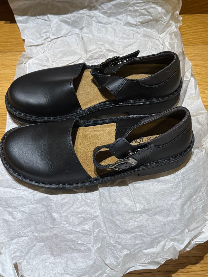 NAOT OLGA マットブラック36