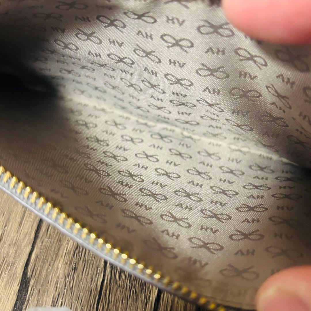 美品◎ アニヤハインドマーチ 長財布 パイソン柄 タッセル