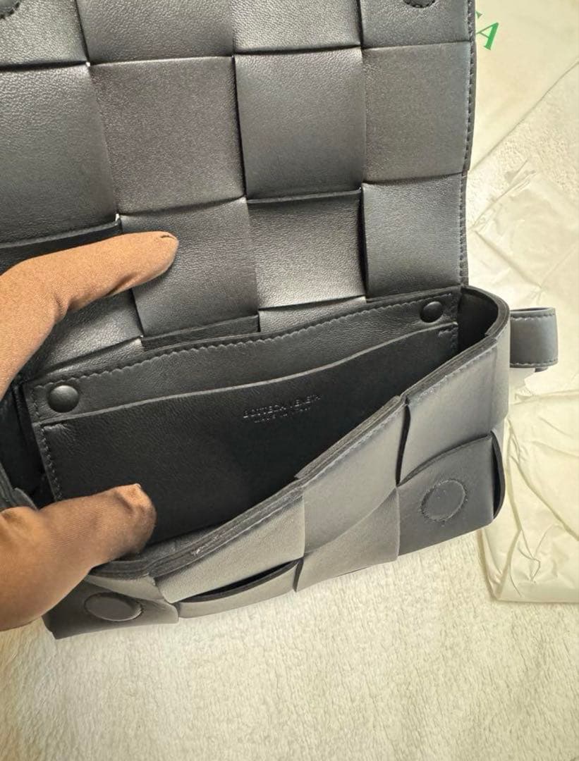 BOTTEGA VENETA ボッテガヴェネタ ボディバッグ 668572