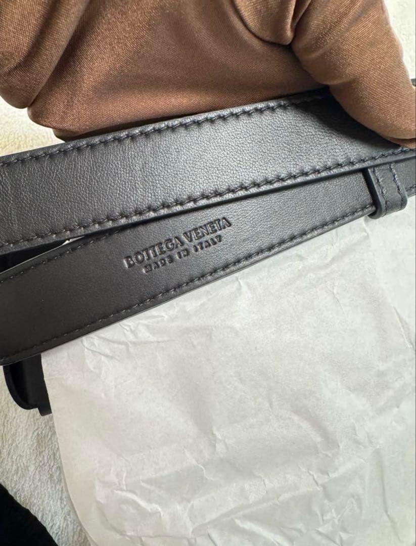 BOTTEGA VENETA ボッテガヴェネタ ボディバッグ 668572