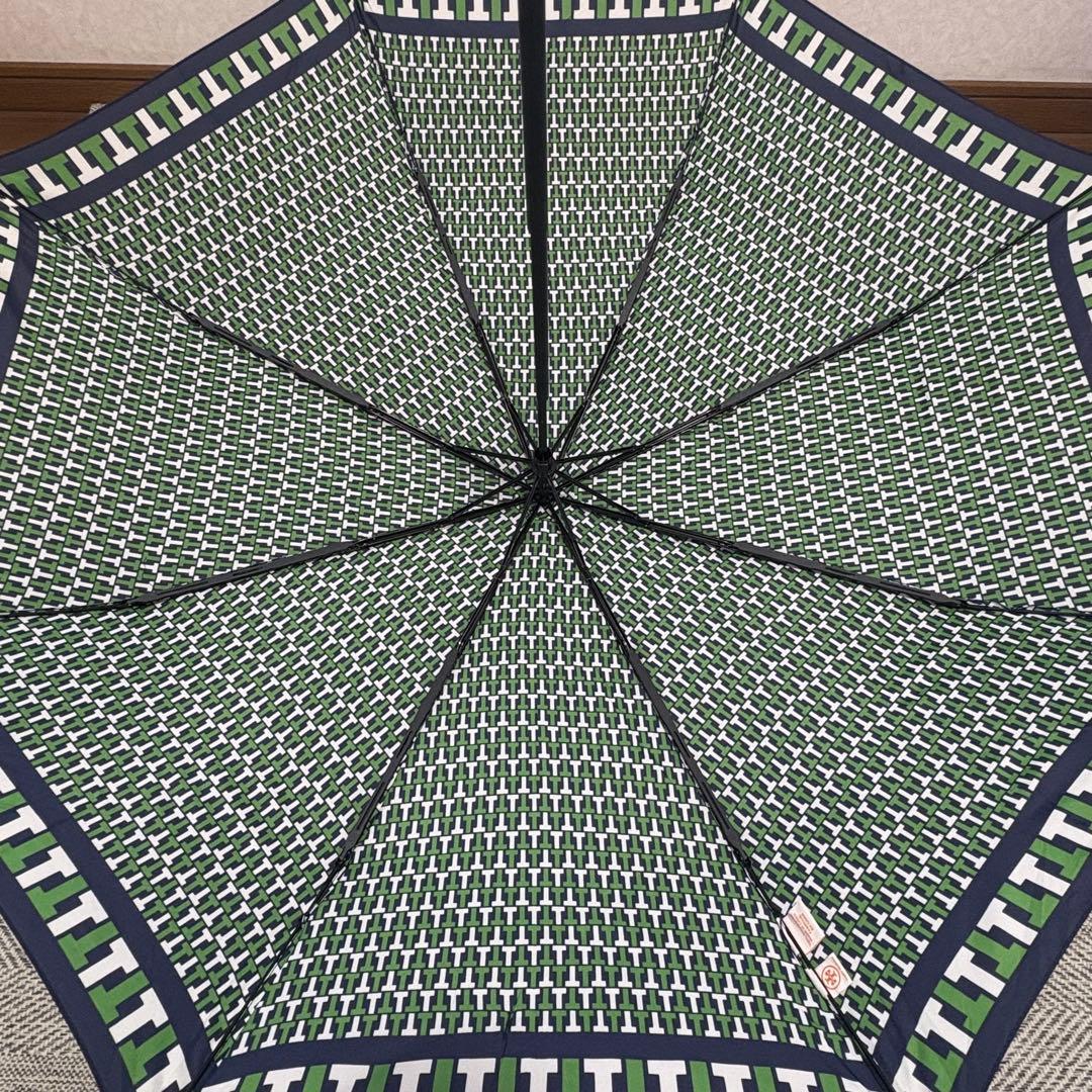 美品未使用　トリーバーチ　総柄晴雨兼用折りたたみ傘