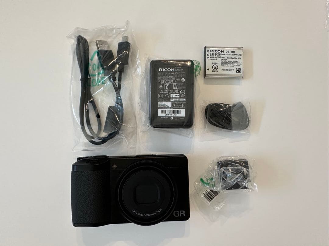 【極美品】 GR3x デジタルカメラ ブラック シャッター95枚