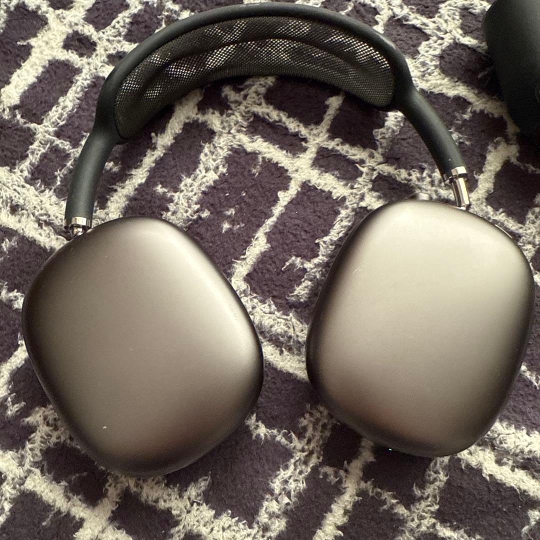 AirPodsProヘッドホン