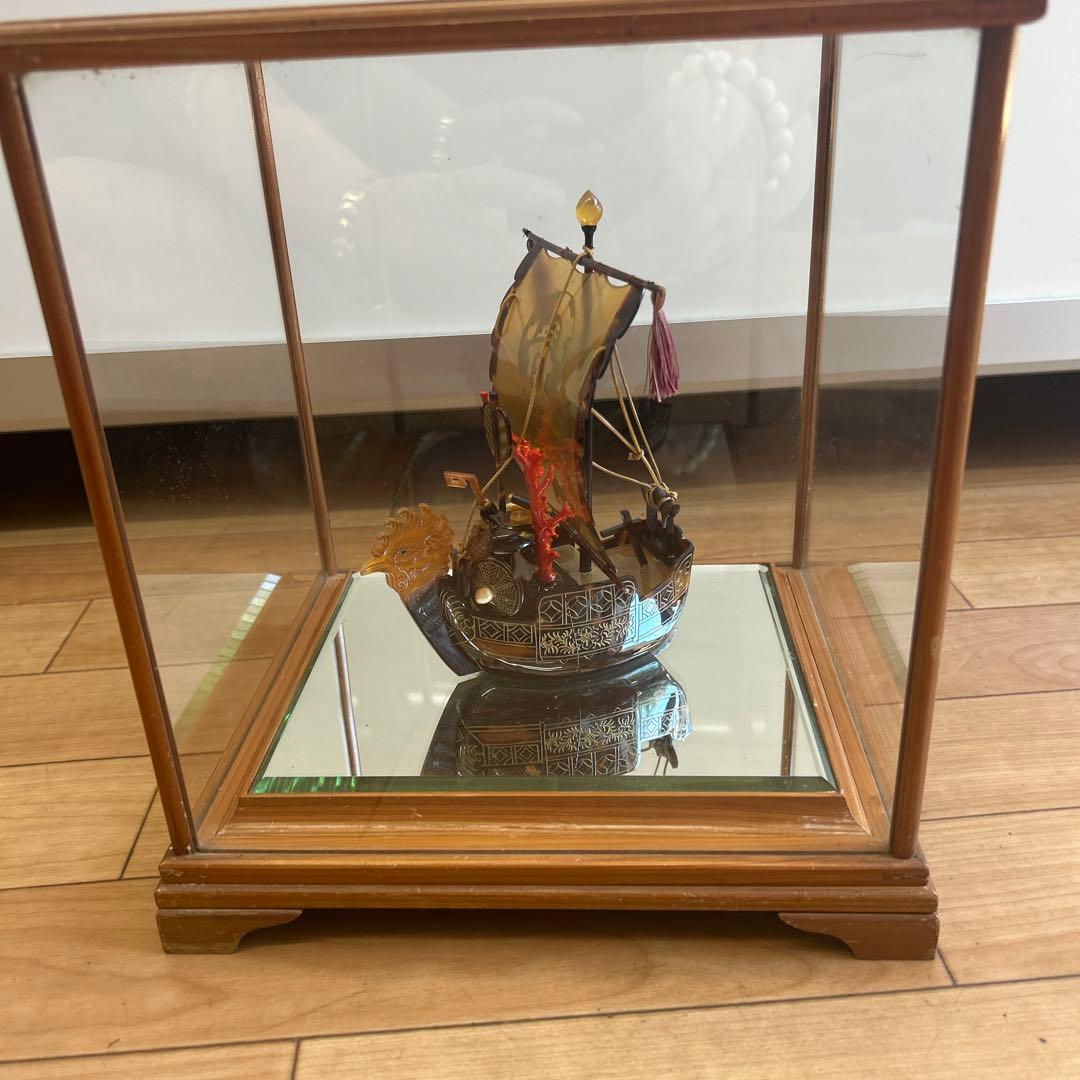 本鼈甲　べっ甲　鳳凰宝船　置物　赤珊瑚