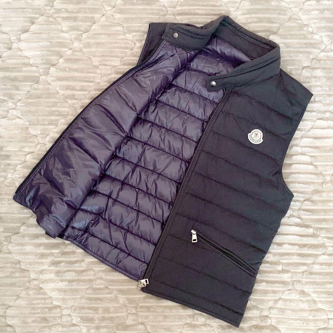 極美品 モンクレール ダウンベスト ジェラルド キルティング ロゴワッペン