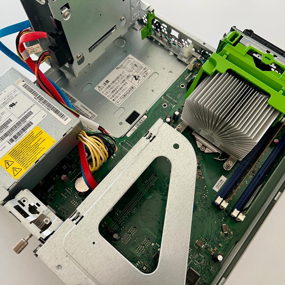 【Ubuntu搭載】富士通 i5-7500/16GB/SSD デスクトップPC