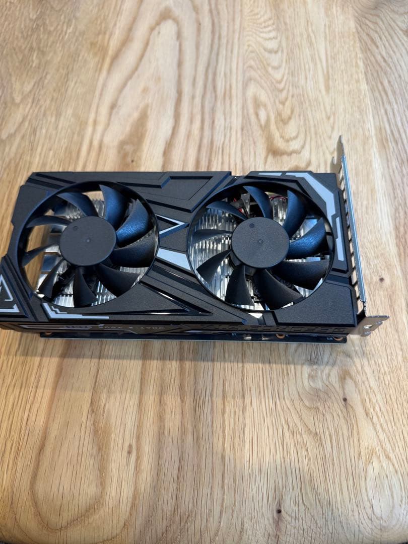 グラフィックボード・グラボ・ビデオカード GF-GTX1650D6-E4GB/DF3