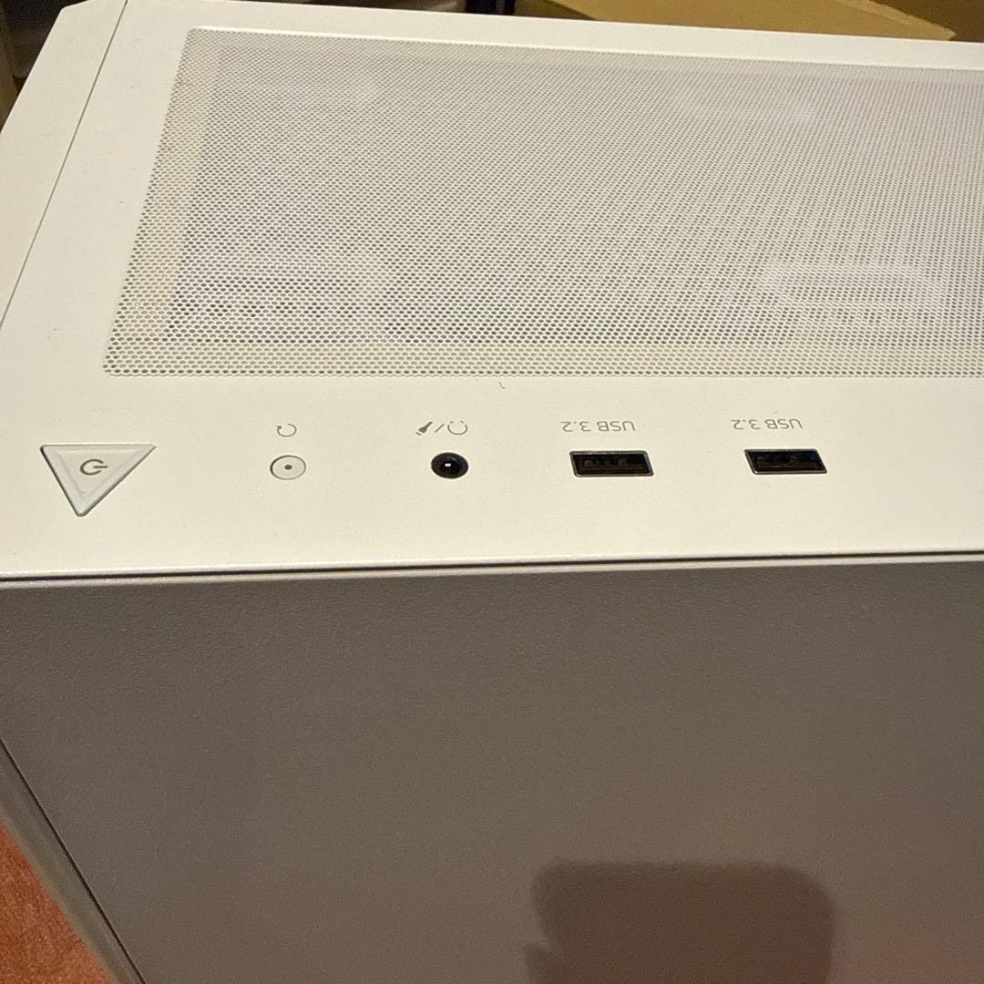 古いpc ケースはほぼ新品　core i7 ジャンク扱いで