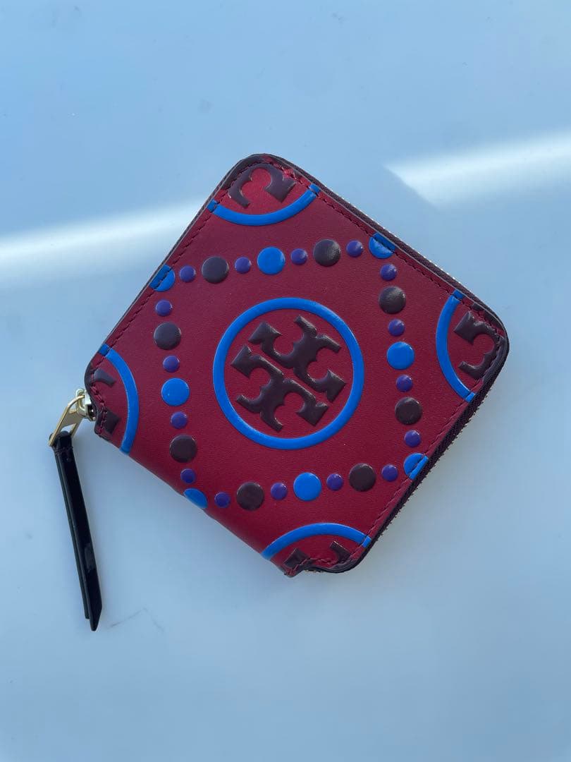 Tory Burch ケース 赤