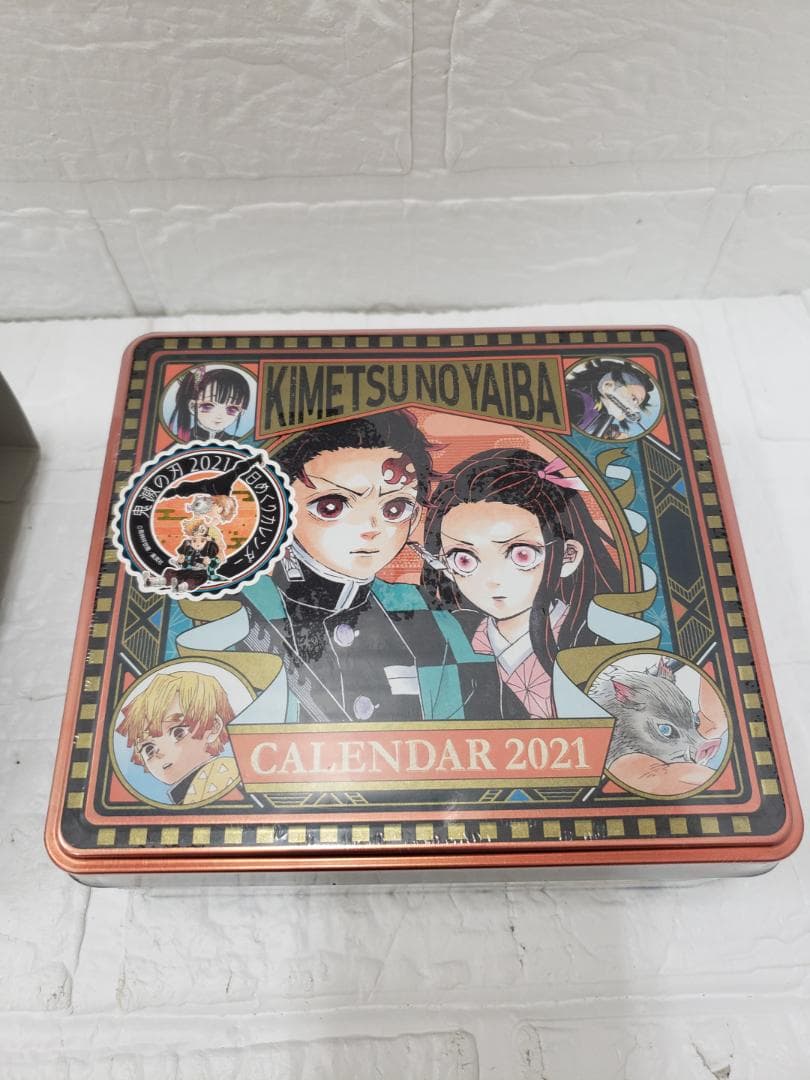 A059-104定 鬼滅の刃 コミックカレンダー2021 特製 缶入り 日めくり