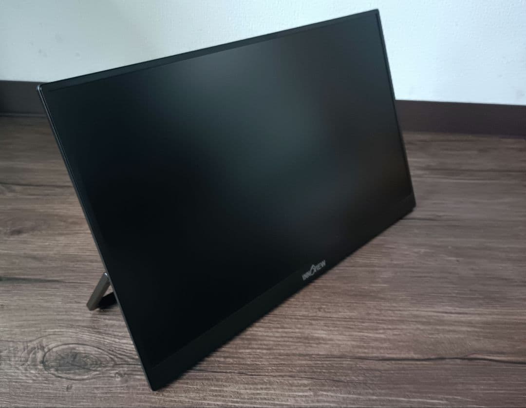 InnoView 18.5インチ モバイルモニター