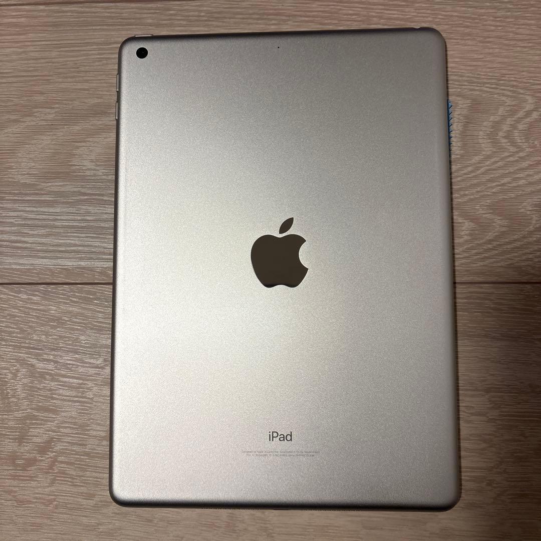 美品 Apple iPad 第6世代 32GB 83.7% Wi-Fi シルバー