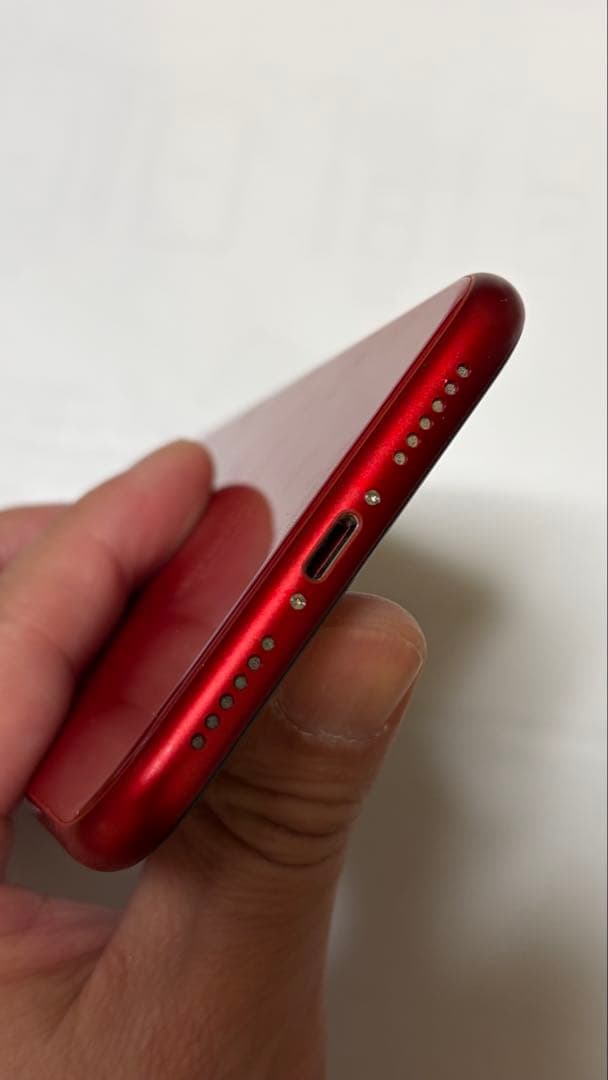 iPhoneXR本体 128GB RED バッテリー最大容量81% キャリアau