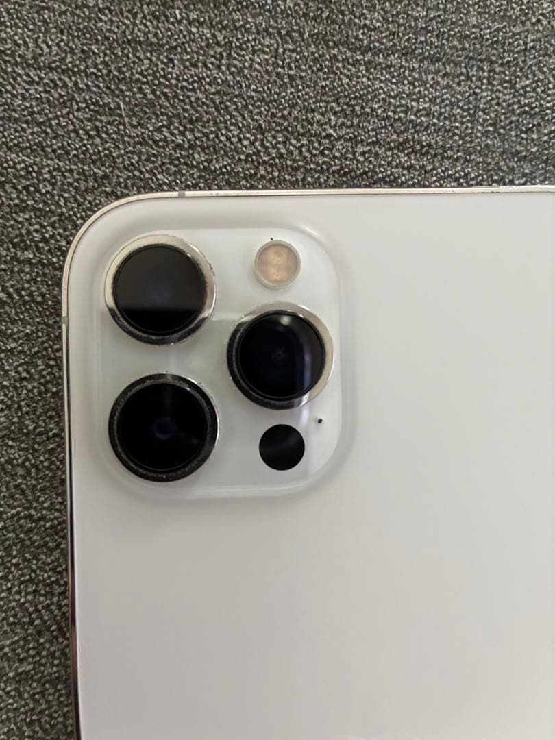 かんな【美品】Apple iPhone12 ProMax 128GB 本体