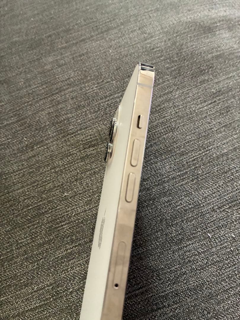 かんな【美品】Apple iPhone12 ProMax 128GB 本体