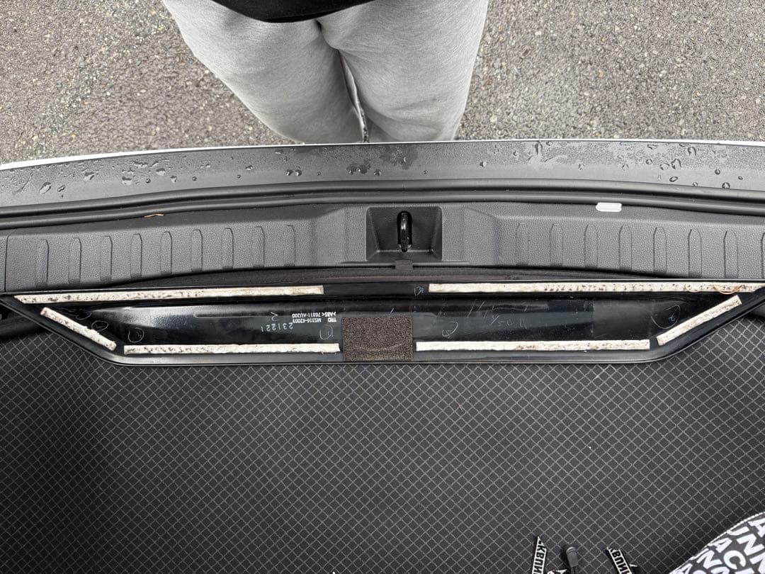 RAV4 TRD バックドアガーニッシュ