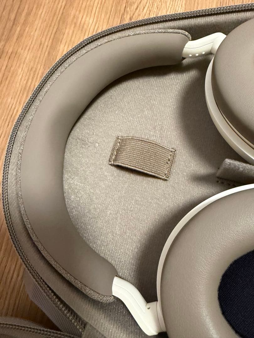 Sennheiser Momentum 4 ワイヤレスヘッドホン