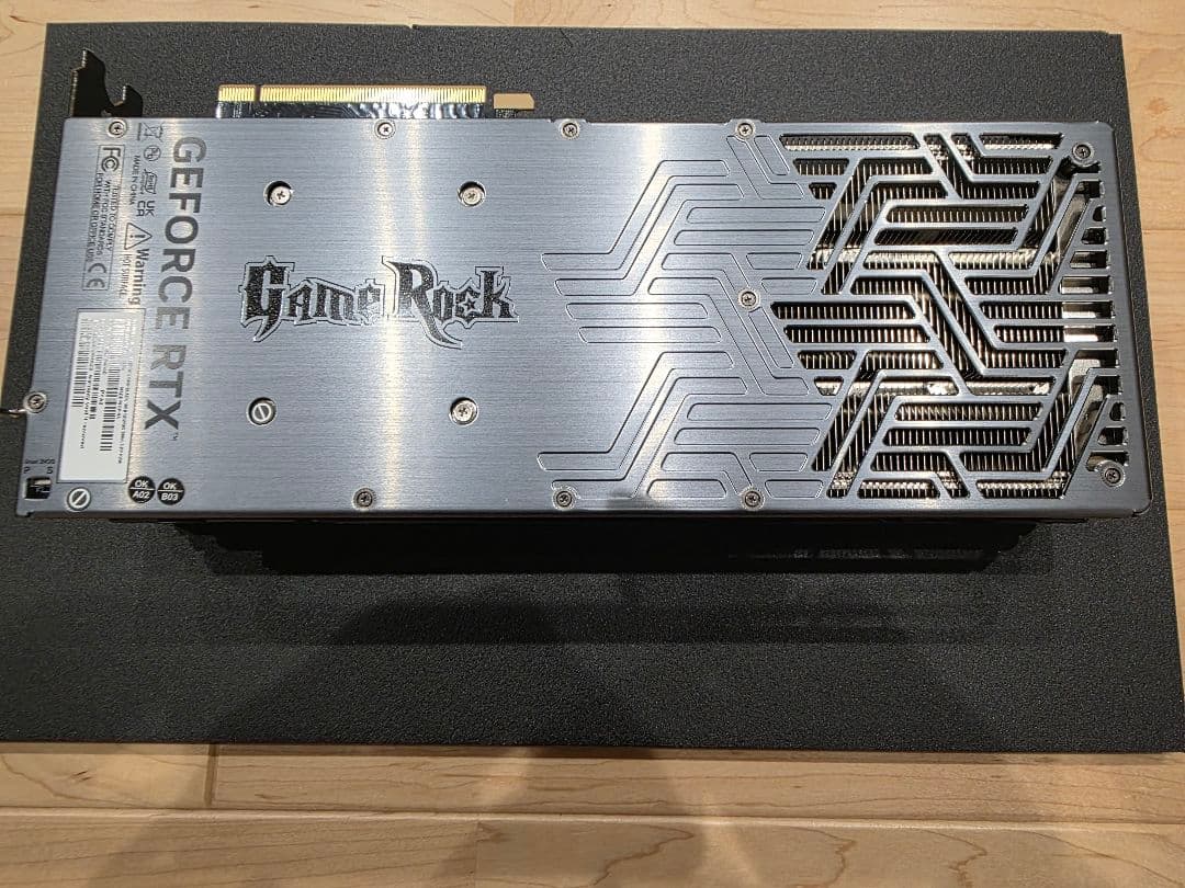 グラフィックボード・グラボ・ビデオカード Palit GeForce RTX 4070 Ti SUPER