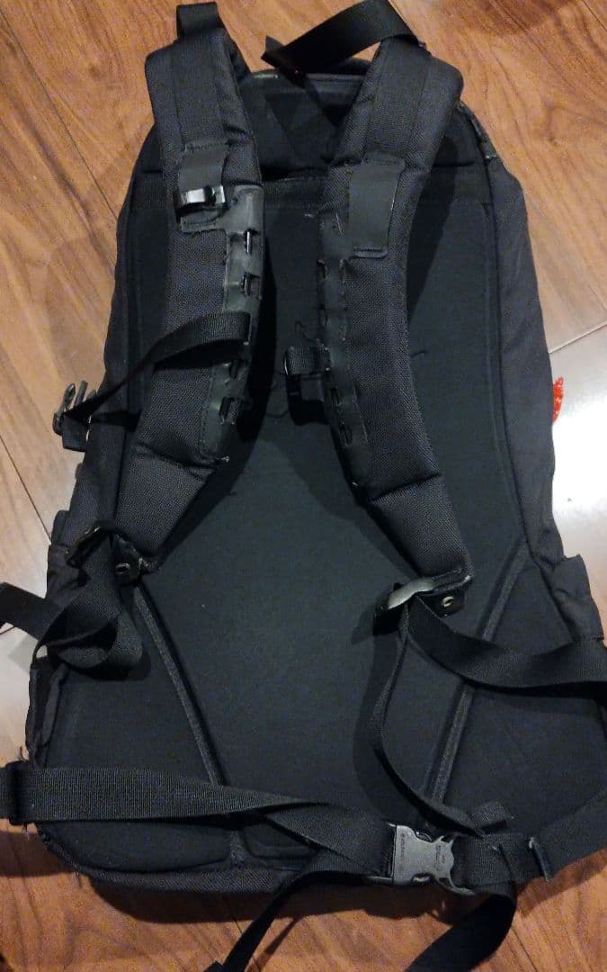 アークテリクス Japan Limited Edition Red Arro22