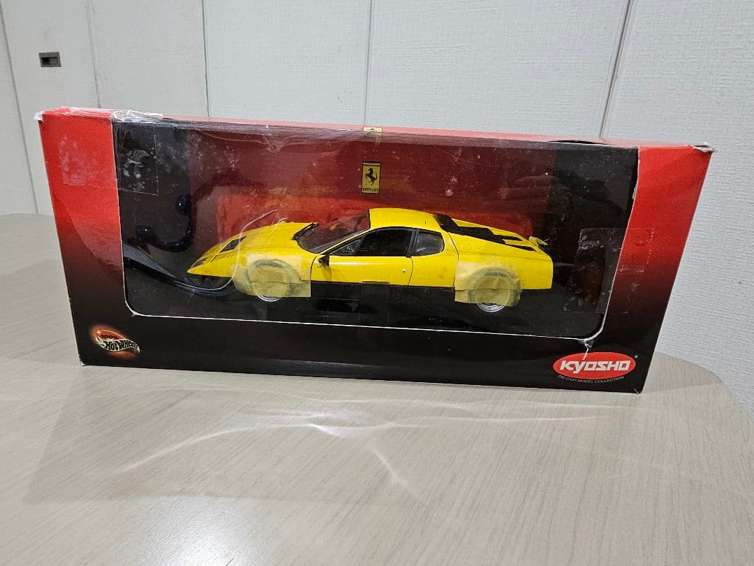 京商 1/18　FERRARI　365GT4/BB