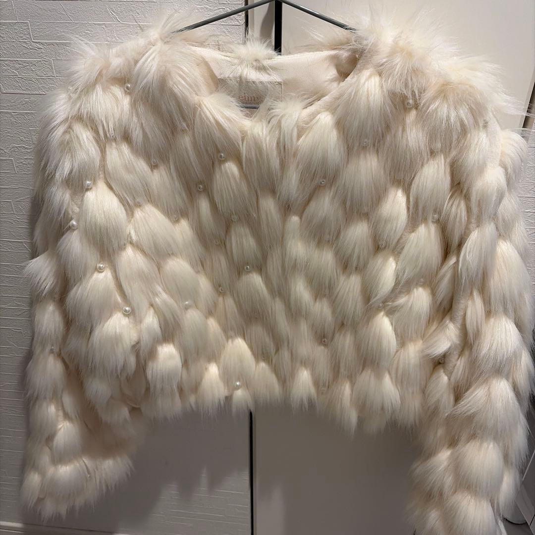 eimy istoire パール付ファージャケット （WHITE）