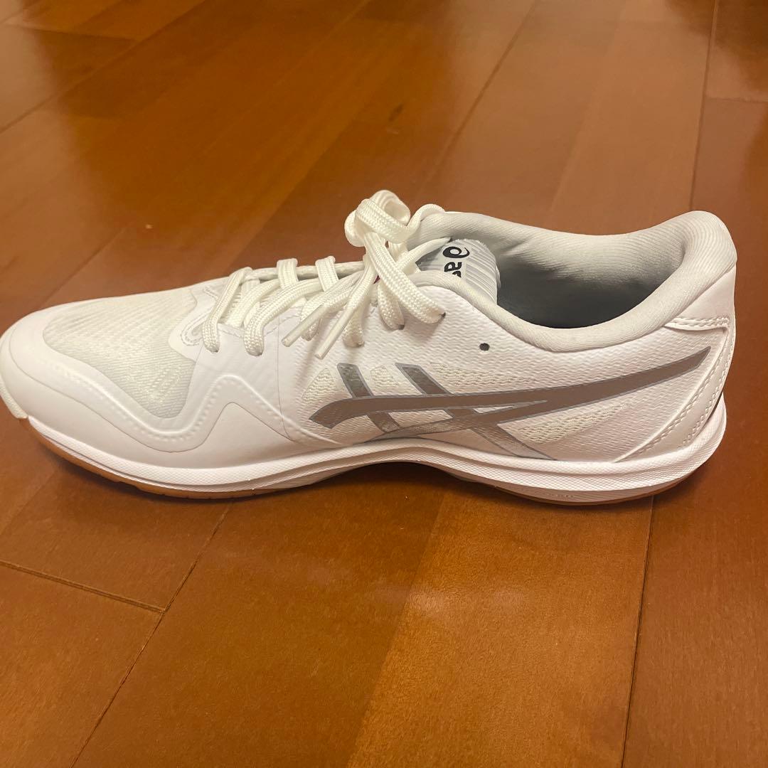 asics バレーボールシューズ 24.0cm ホワイト、シューズケース付き
