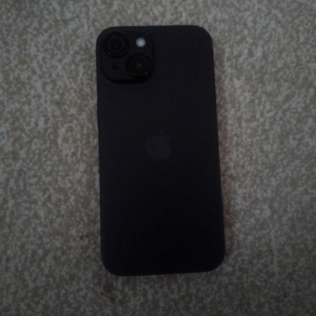 Apple iPhone 15 ブラック