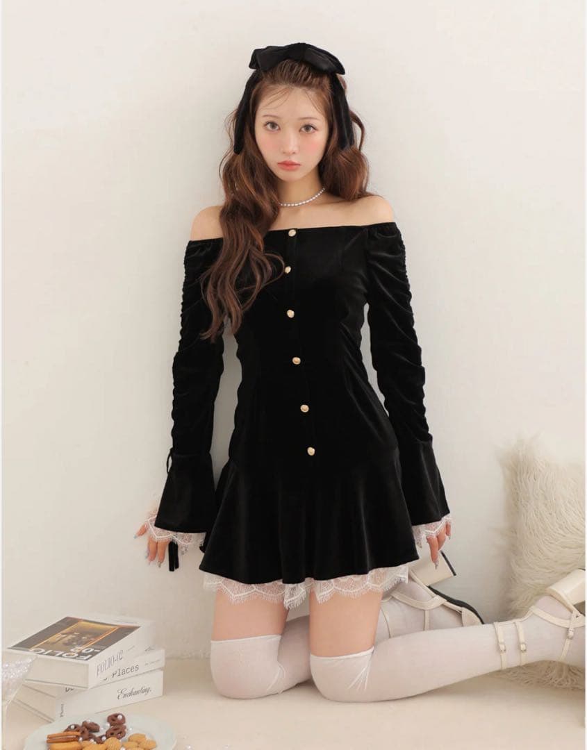 エムエメ Classical velvet mini onepiece