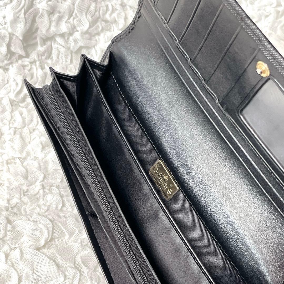極美品✨Vivienne Westwood 長財布 二つ折り　定番　レザー
