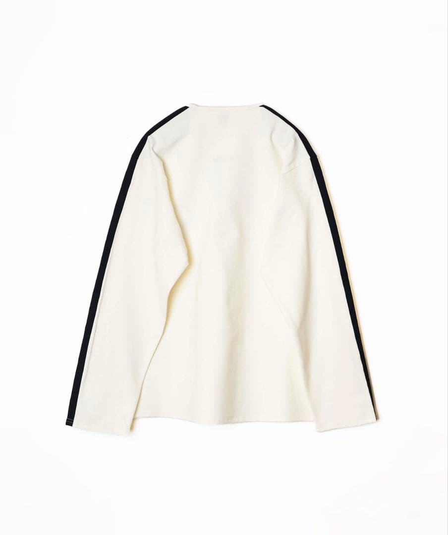 極美品 HOLIDAY ホリデイ LINE FLARE WARM TOPS 白