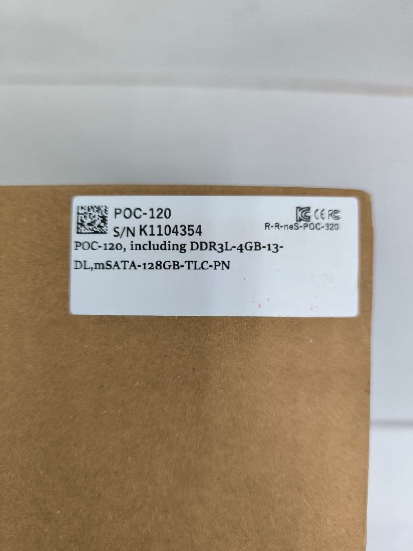 未使用 NEOUSYS POC-120 小型PC ファンレス 産業用