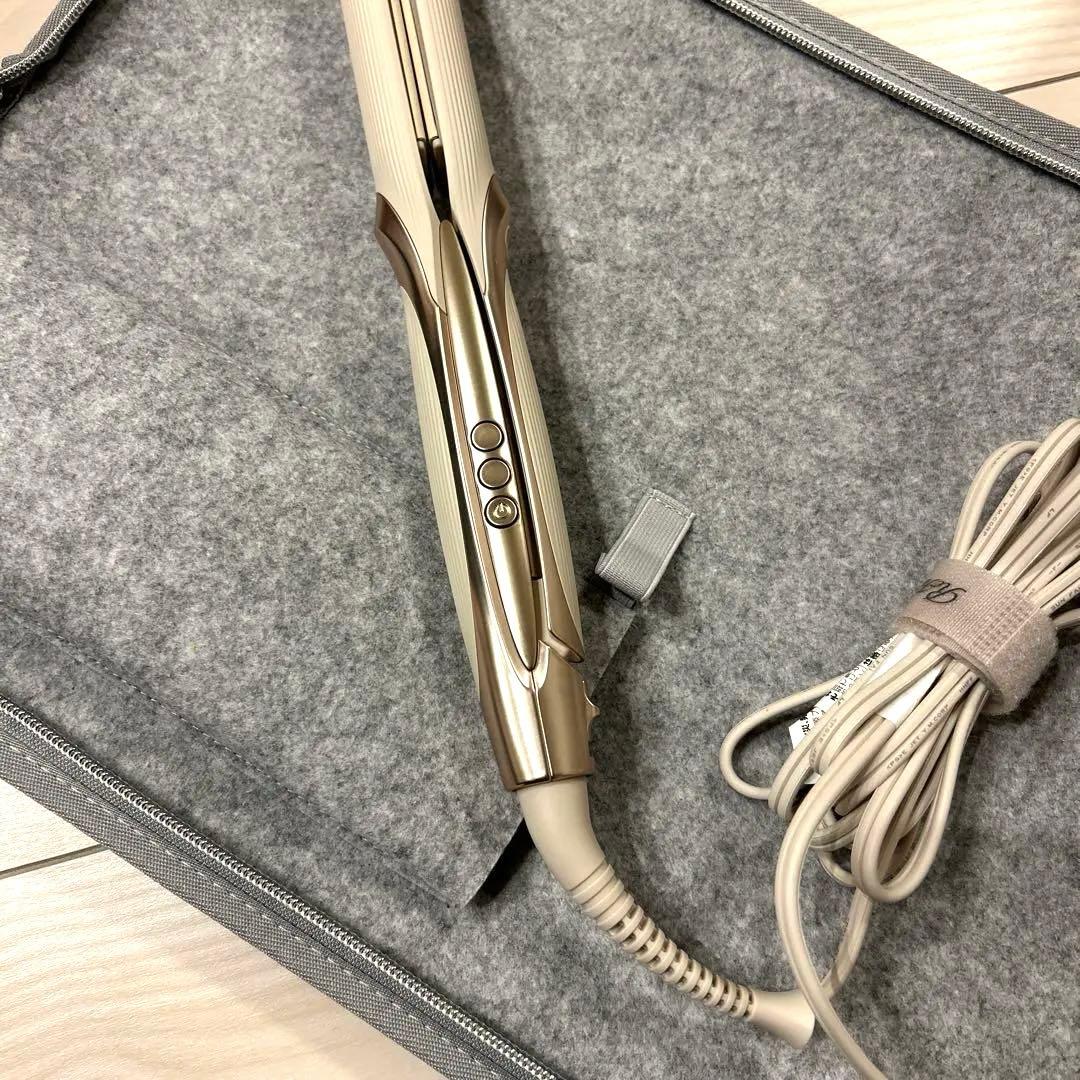 リファ　ストレートアイロン　プロ（アイボリー）美品