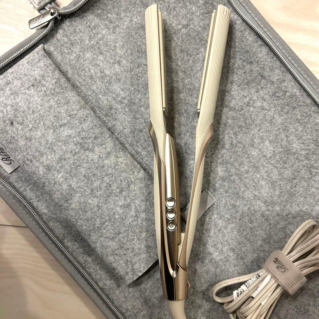 リファ　ストレートアイロン　プロ（アイボリー）美品