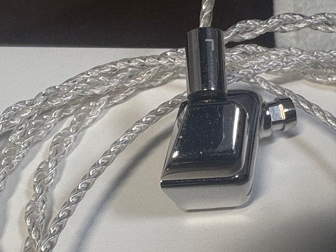 final A8000 純正ケーブル2種つき