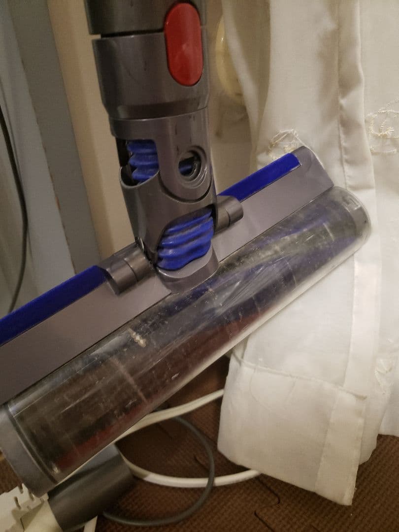 掃除機・クリーナー dyson v8slim fluffy