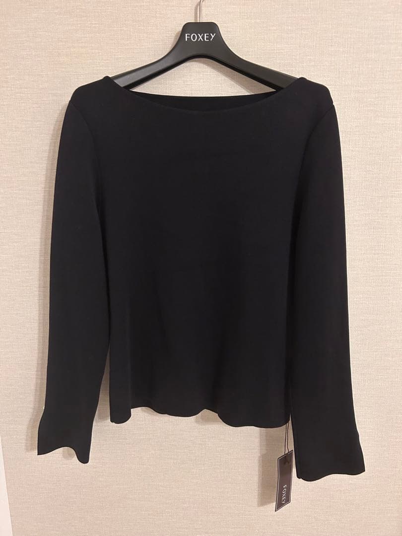 ち*み様 FOXEY 長袖トップス パールボタン付き
