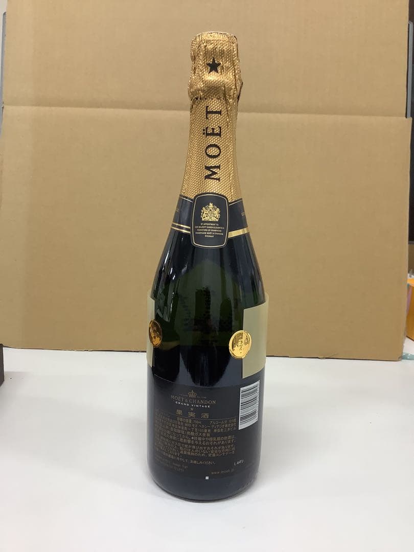 シャンパン MOET&CHANDON GRAND VINTAGE 2004★