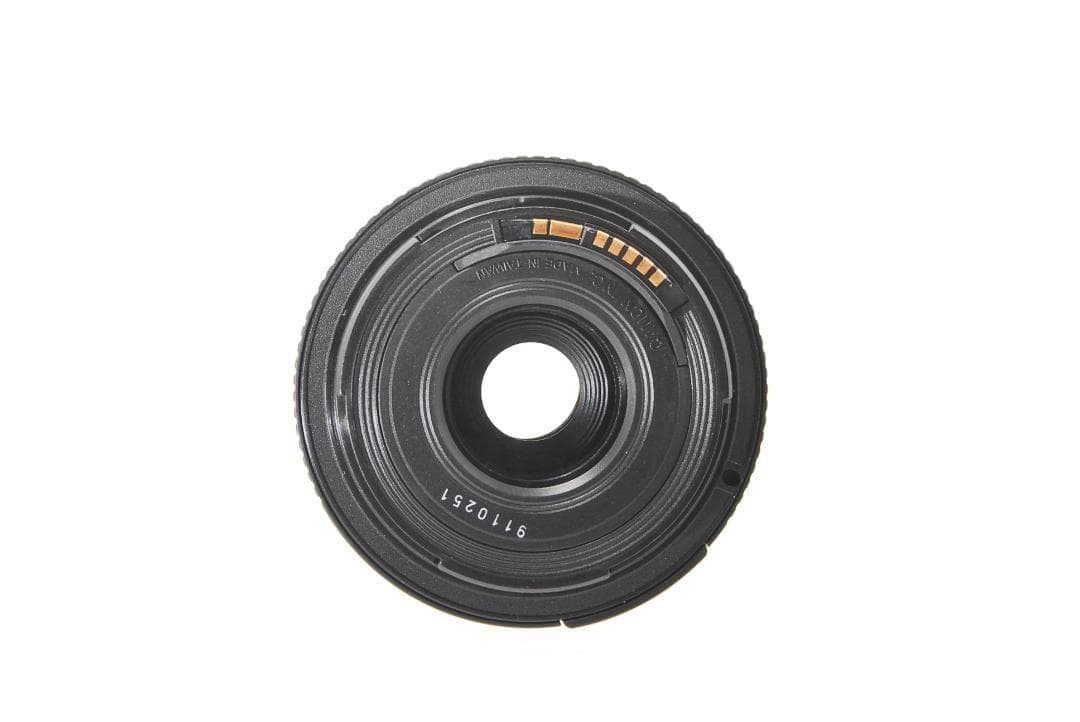 Canon EOS Kiss x3 動画機能搭載でお手頃価格！ 届いてすぐ使える