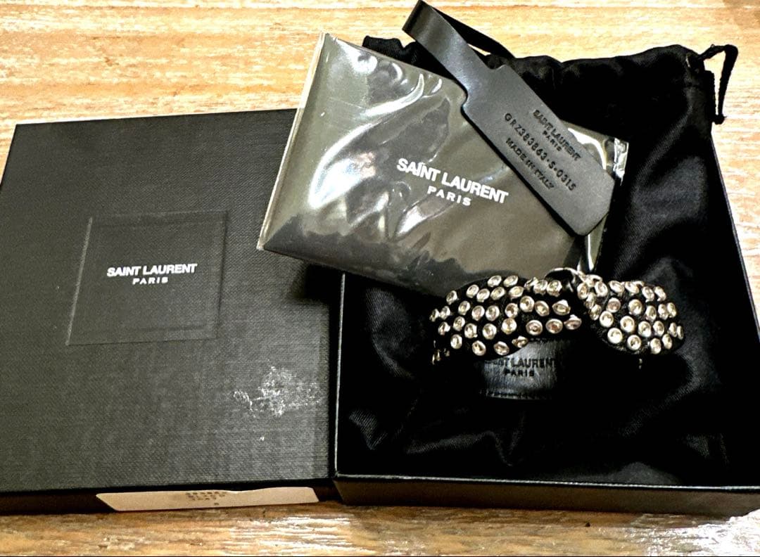 イブサンローラン　ブレスレット　バングル