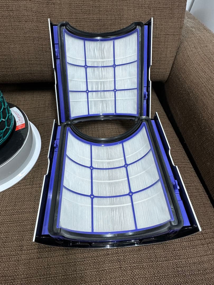 ② Dyson ダイソン Hot＋Cool HP04 空気清浄機　　2020年