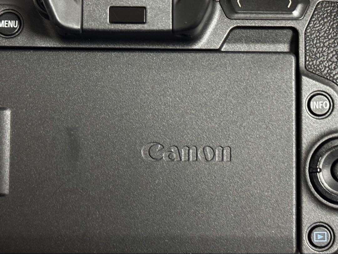 Canon EOS R ミラーレス一眼＋撮影アクセサリー