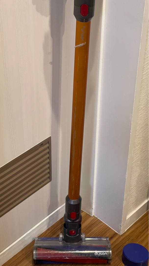 Dyson スティッククリーナー本体 各種アタッチメント付き