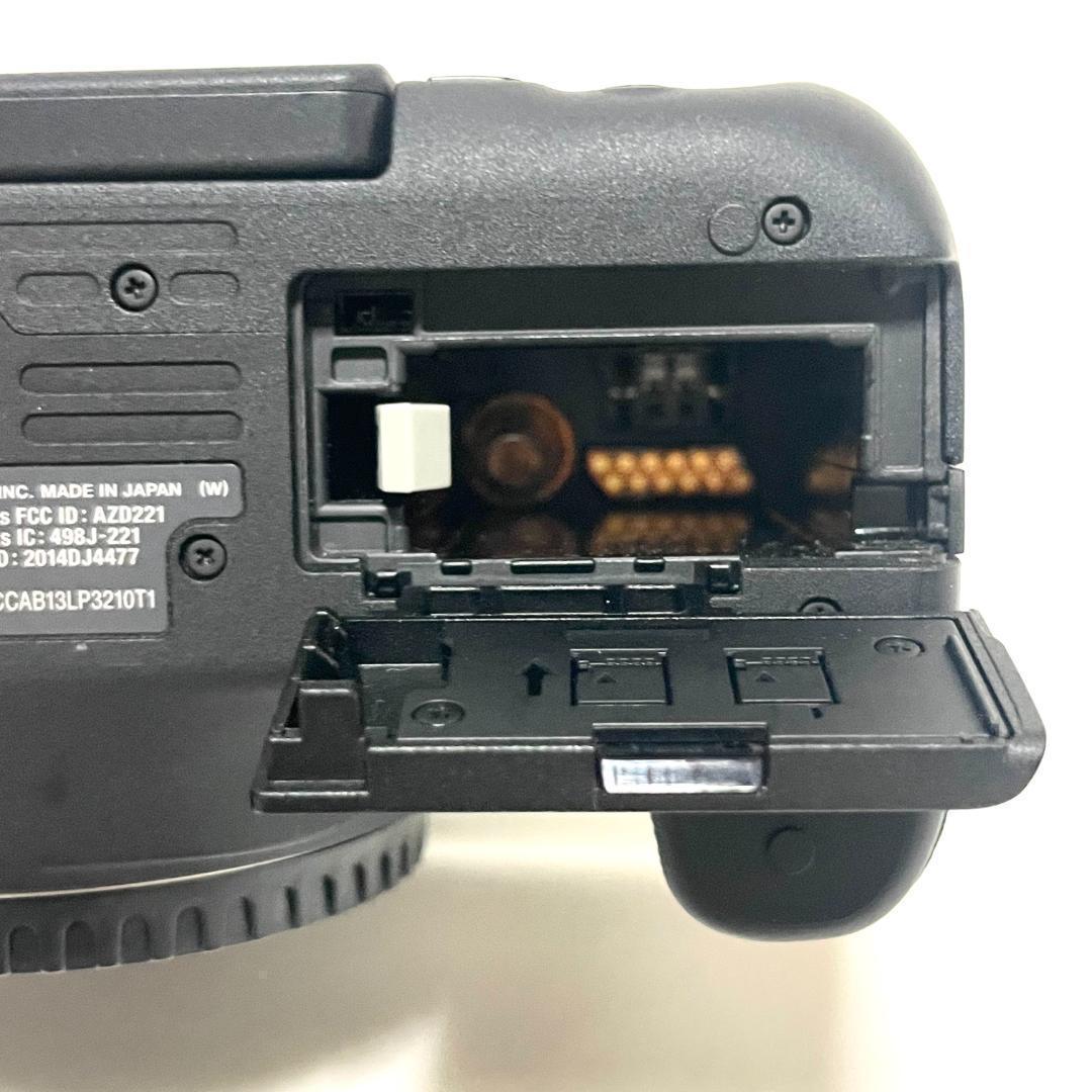 動く被写体を捉える❣️ Canon EOS Kiss X8i Wズームレンズ