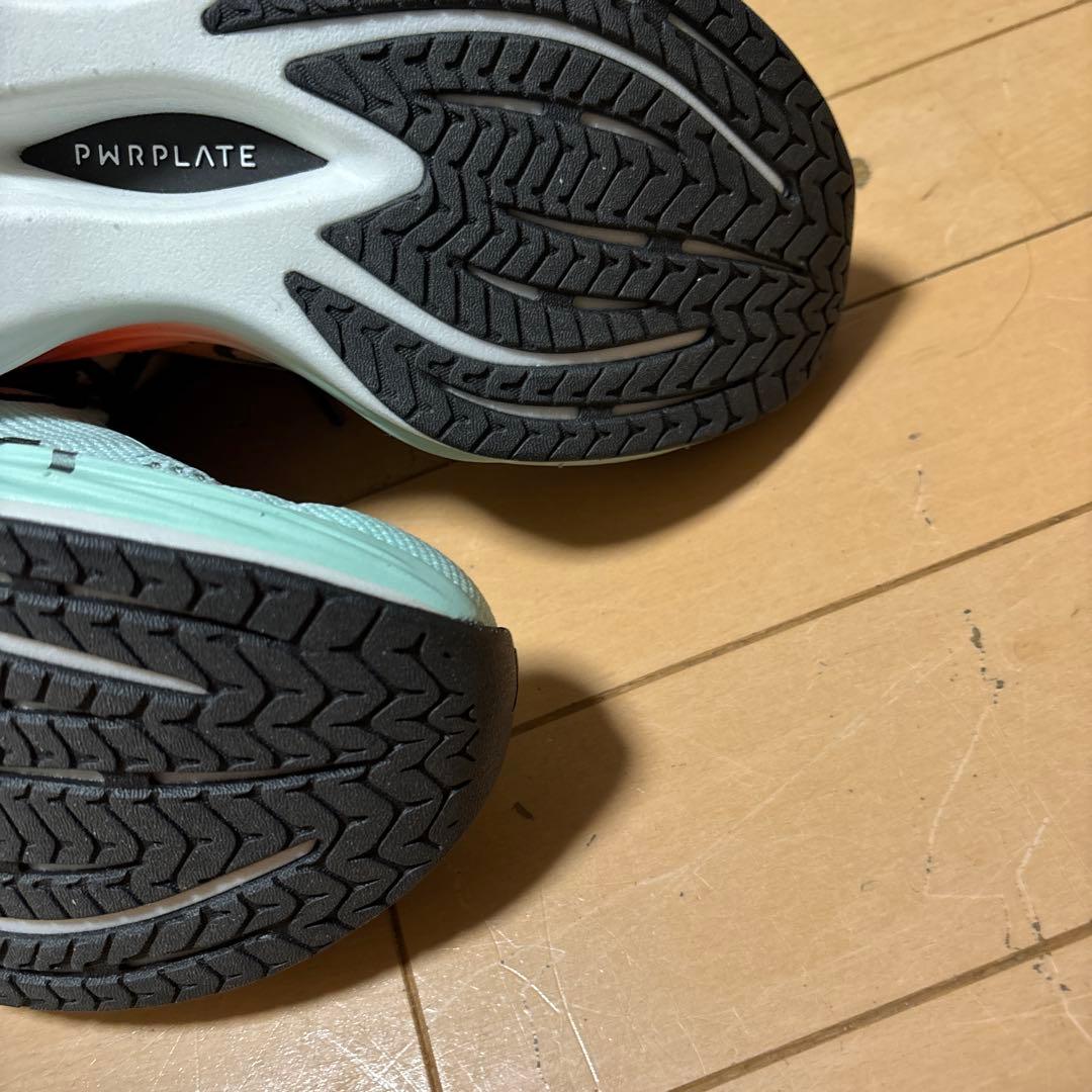 プーマ ディビエイトニトロ3 HYROX ランニングシューズ 24.5cm