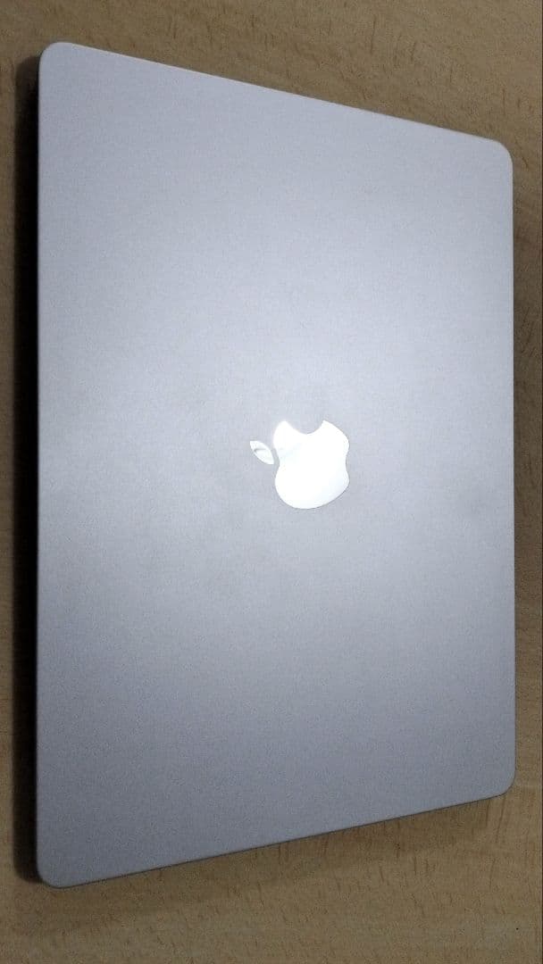 【美品】MacBook Air M2 16GB 256GB スターライト