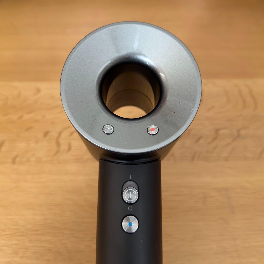 Dyson ドライヤー Supersonic Ionic ブラック ニッケル