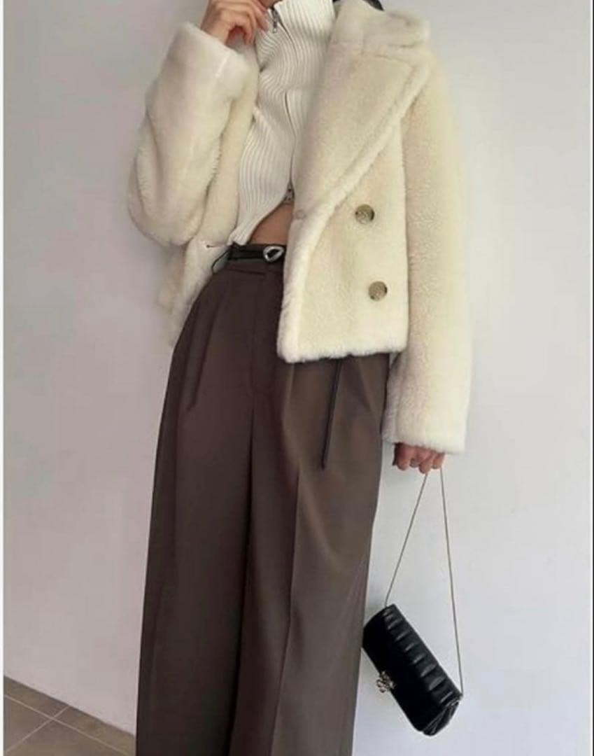 お正月限定　SNIDEL アイボリー ボアショートジャケットコート スナイデル